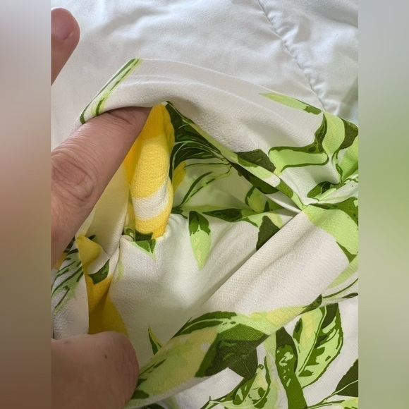 LOFT Lemon Flutter Vneck Pocket mini Dress size 6 - Picture 12 of 15